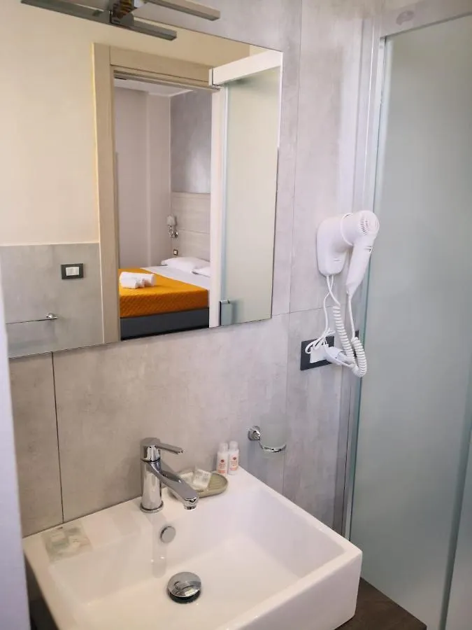 לינה וארוחת בוקר מסינה B&B Margherita